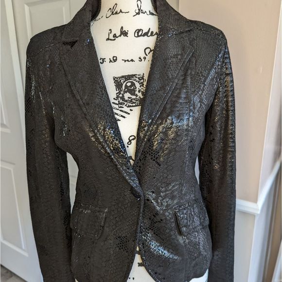 Guess Jackets & Blazers - Guess bldg 3 lot 2 Leather Jacket NWOT